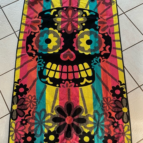 Celebrate Summer Together MultiColor Sugar Skull 60”x32” 100% Beach Towel - Picture 2 of 4